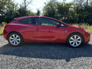 2015 Vauxhall Astra Gtc 1.4 T 16v Sport in Red — image 5