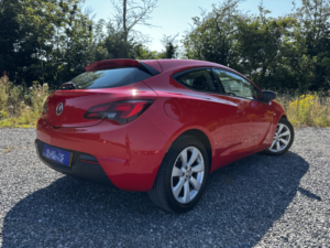 2015 Vauxhall Astra Gtc 1.4 T 16v Sport in Red — image 6