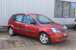 2008 Ford Fiesta 1.3 Style in Red — image 2