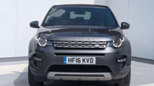 2016 Land Rover Discovery Sport 2.0 Td4 Hse Auto 4WD Euro 6 (s/s) 5dr in Grey — image 2