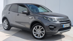 2016 Land Rover Discovery Sport 2.0 Td4 Hse Auto 4WD Euro 6 (s/s) 5dr in Grey — image 5
