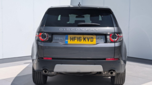 2016 Land Rover Discovery Sport 2.0 Td4 Hse Auto 4WD Euro 6 (s/s) 5dr in Grey — image 6