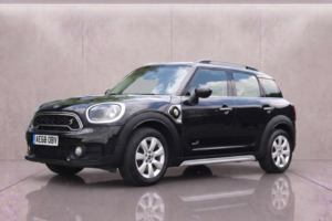 2018 MINI Countryman 1.5 Countryman Cooper S E All4 Auto 4WD 5dr in Black — image 3