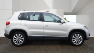 2014 Volkswagen Tiguan 2.0 Tdi Bluemotion Tech Match in Silver — image 3