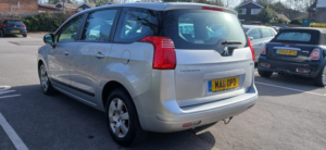 2011 Peugeot 5008 1.6 Hdi Sr in Silver — image 6