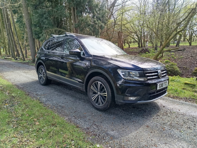 2018 Volkswagen Tiguan Allspace 1.4 Tsi Se Nav in Black — image 1