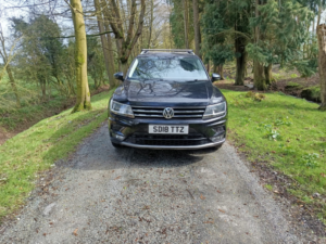 2018 Volkswagen Tiguan Allspace 1.4 Tsi Se Nav in Black — image 3