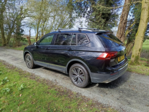 2018 Volkswagen Tiguan Allspace 1.4 Tsi Se Nav in Black — image 6