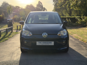 2013 Volkswagen Up! 1.0 High Up! in Blue — image 2