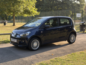 2013 Volkswagen Up! 1.0 High Up! in Blue — image 6
