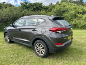2016 Hyundai Tucson 1.7 Tucson Se Nav 1.7 D 116ps Bd +fss in Grey — image 6