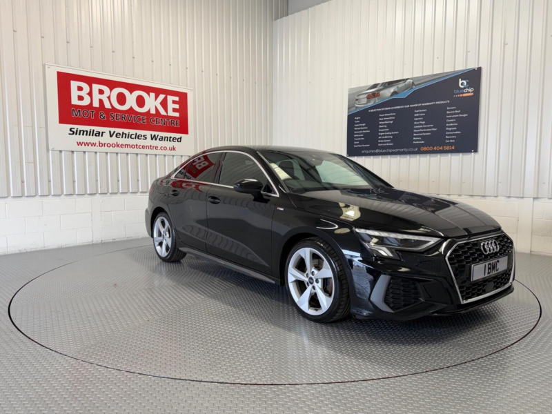 2020 Audi A3 1.5 Tfsi 35 S Line S Tronic Euro 6 (s/s) 4dr in Black — image 1