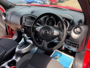 2019 Nissan Juke 1.6 Acenta Xtron Euro 6 5dr in Red — image 3