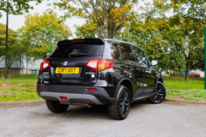 2017 Suzuki Vitara 1.6 Kuro in Black — image 4