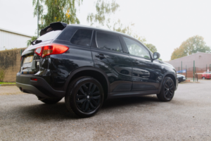 2017 Suzuki Vitara 1.6 Kuro in Black — image 6