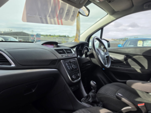 2016 Vauxhall Mokka 1.6i Exclusiv SUV 5dr Petrol Manual 2WD Euro 6 (s/s) (115 Ps) in Silver — image 6