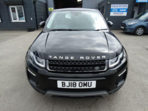 2018 Land Rover Range Rover Evoque 2.0 Td4 Se Tech 4WD Euro 6 (s/s) 5dr in Black — image 2