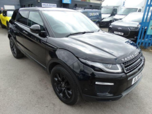 2018 Land Rover Range Rover Evoque 2.0 Td4 Se Tech 4WD Euro 6 (s/s) 5dr in Black — image 3