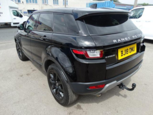 2018 Land Rover Range Rover Evoque 2.0 Td4 Se Tech 4WD Euro 6 (s/s) 5dr in Black — image 6
