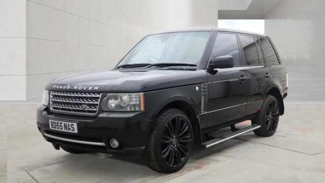 2010 Land Rover Range Rover 3.6 Td V8 Autobiography in Black — image 1