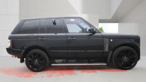 2010 Land Rover Range Rover 3.6 Td V8 Autobiography in Black — image 3