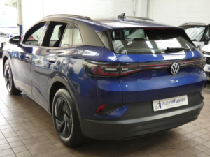 2023 Volkswagen Id.4 Pure Performance 52kwh Life SUV 5dr Electric Auto (170 Ps) in Blue — image 4