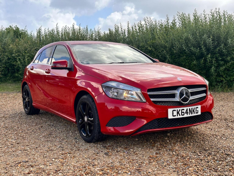 2014 Mercedes-Benz A Class 1.5 A180 Cdi Sport Euro 5 (s/s) 5dr in Red — image 1