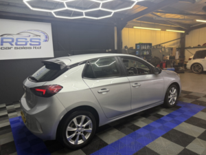 2022 Vauxhall Corsa 1.5 Turbo D Se Edition in Grey — image 4