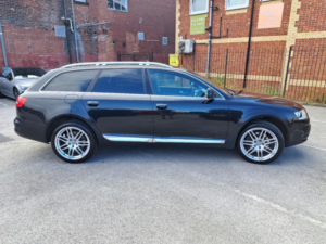 2011 Audi A6 Allroad 3.0 Tdi Special Edition in Black — image 4