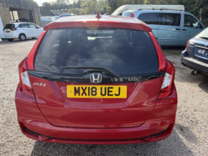 2018 Honda Jazz 1.3 I-Vtec Ex in Red — image 6