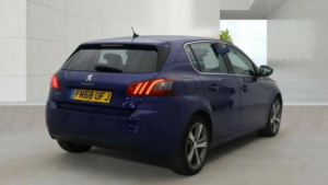 2018 Peugeot 308 1.2 Puretech Gpf Allure Euro 6 (s/s) 5dr in Blue — image 5