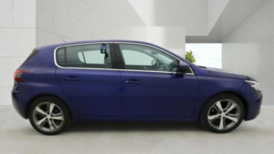 2018 Peugeot 308 1.2 Puretech Gpf Allure Euro 6 (s/s) 5dr in Blue — image 6