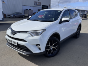 2016 Toyota Rav4 2.0 D-4d Icon in White — image 3