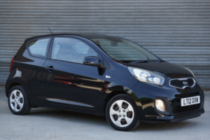 2012 Kia Picanto 1.0 1 in Black — image 2