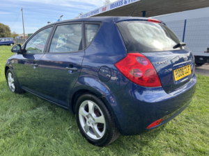 2008 Kia Ceed 1.4 Sr Special Edition in Blue — image 3