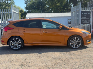 2017 Ford Focus 1.5 Tdci St-Line Euro 6 (s/s) 5dr in Orange — image 4