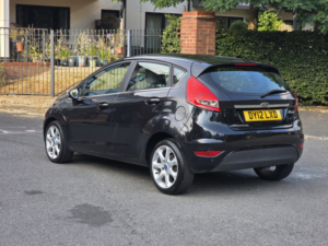 2012 Ford Fiesta 1.25 Centura Hatchback 5dr Petrol Manual (124 G/km, 81 Bhp) in Black — image 4
