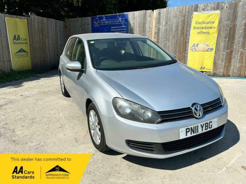 2011 Volkswagen Golf 1.6 Tdi Bluemotion Tech Match Euro 5 (s/s) 5dr in Silver — image 1