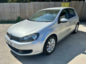 2011 Volkswagen Golf 1.6 Tdi Bluemotion Tech Match Euro 5 (s/s) 5dr in Silver — image 4