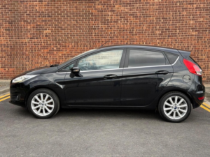 2015 Ford Fiesta 1.0t Ecoboost Titanium Powershift Euro 6 5dr in Black — image 6
