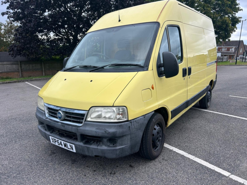 2004 Fiat Ducato 2.3 Ducato 11 Van Mwb 2.3 Jtd Gv in Yellow — image 1