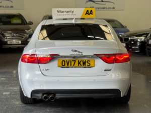 2017 Jaguar Xf 2.0 D Portfolio in White — image 6