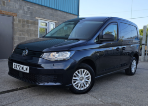 2023 Volkswagen Caddy 2.0 Tdi C20 Commerce Plus in Blue — image 3