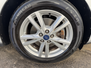 2017 Ford Galaxy 2.0 Tdci Titanium in Silver — image 6