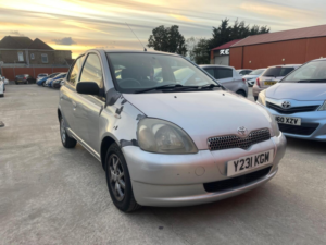 2001 Toyota Yaris 1.3 Vvt-I 16v Cdx 5dr in Other — image 3