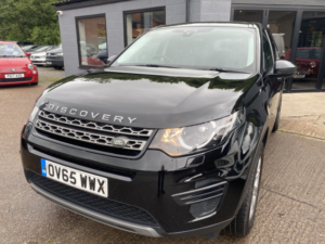 2016 Land Rover Discovery Sport 2.0 Td4 Se in Black — image 2