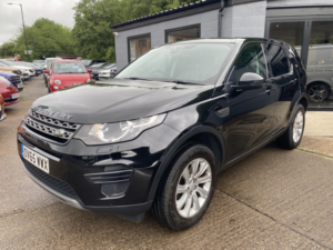 2016 Land Rover Discovery Sport 2.0 Td4 Se in Black — image 4