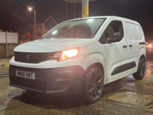 2019 Peugeot Partner 1.6 Bluehdi 1000 Professional in White — image 3