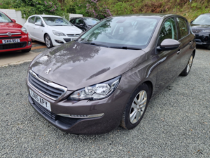 2015 Peugeot 308 1.6 Hdi Active in Grey — image 3