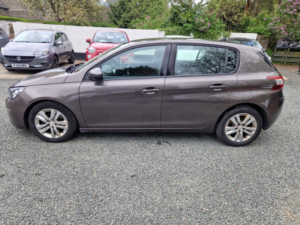 2015 Peugeot 308 1.6 Hdi Active in Grey — image 4